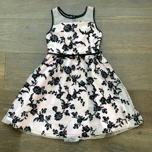 EUC Children’s Place size 6X / 7 Pink Black Velvet Glitter Floral Formal Dress